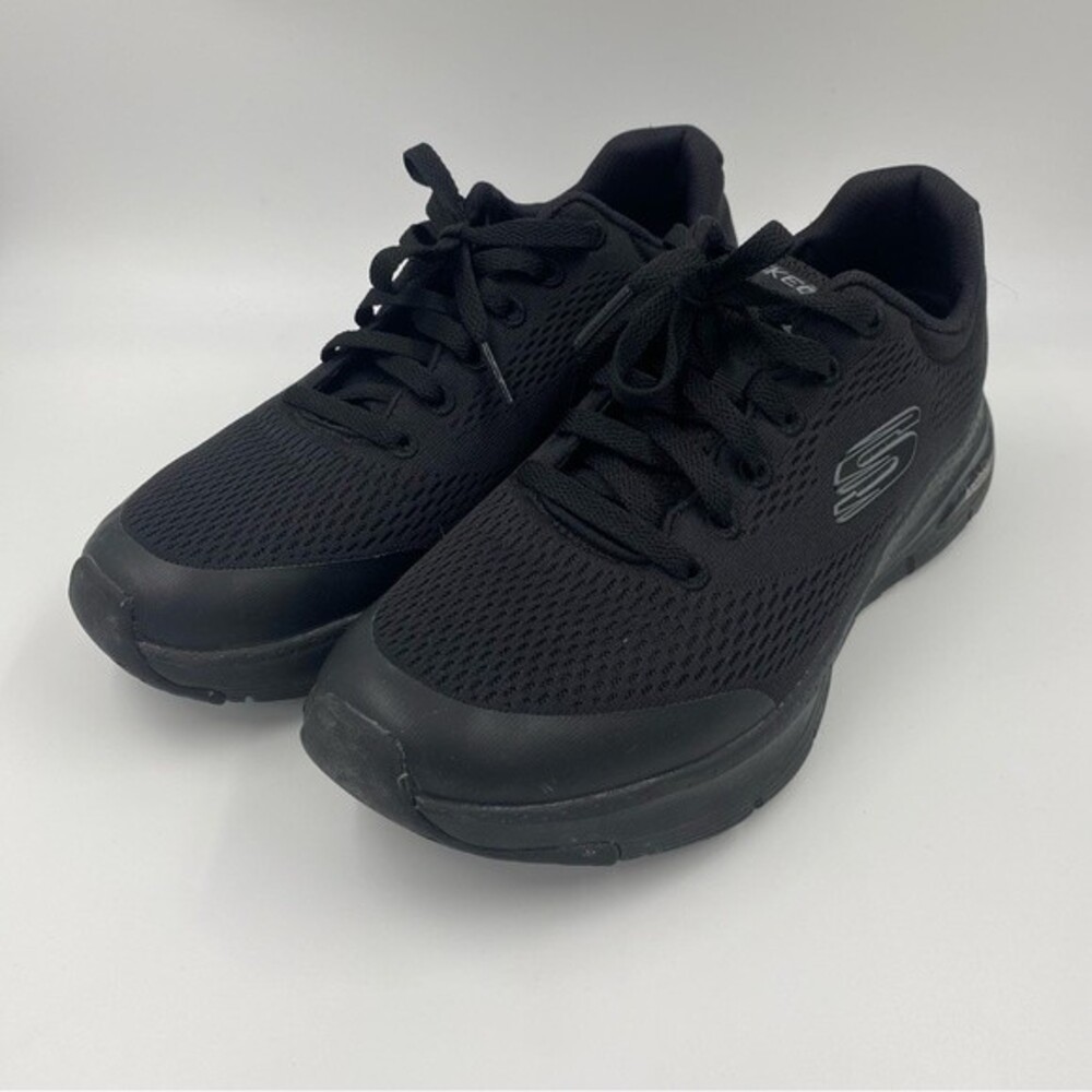 Skechers Men's Arch Fit Oxford, Black/Black, 7 M‎ US